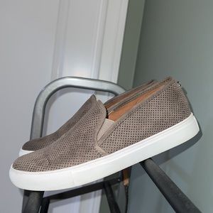 Steve Madden Taupe slide sneakers